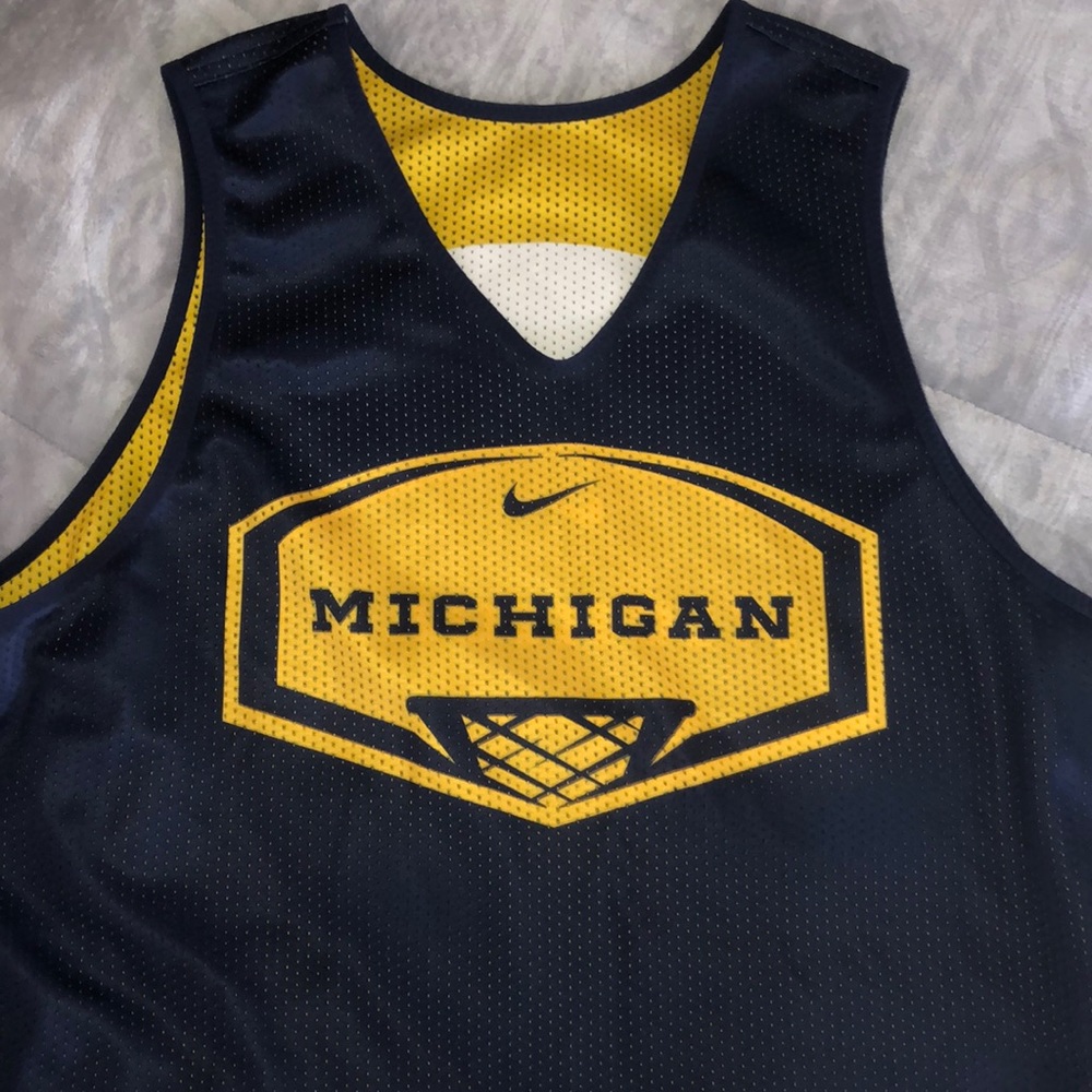 Michigan Wolverines basketball practice jersey